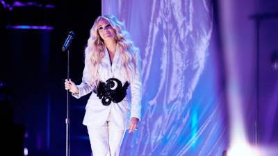 Carrie Underwood soars with CMT Music Awards performance of 'I Wanna Remember' - www.foxnews.com - USA