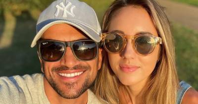 Peter Andre denies wife Emily has had lip filler after sharing new snap together - www.ok.co.uk