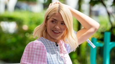Panicked Holly Willoughby: ‘I’m not a diva!' - heatworld.com