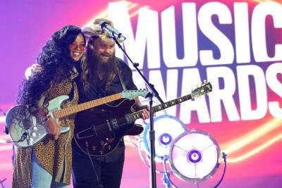 H.E.R. And Chris Stapleton Talk Their Unforgettable Collaboration At CMT Music Awards - etcanada.com - Tennessee
