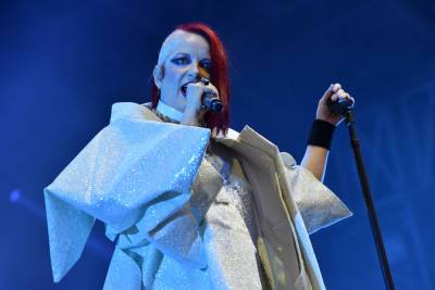 Garbage’s Shirley Manson on 25 years in music — and ‘protecting’ Billie Eilish - nypost.com - Scotland