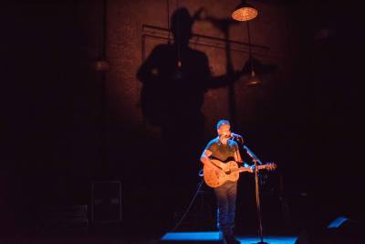 Want ‘Springsteen On Broadway’ Tickets? Get In (Virtual) Line And Prepare To Pony Up - deadline.com