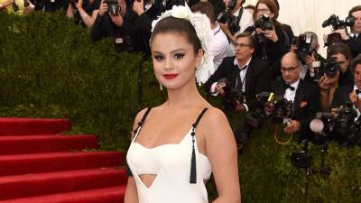 Selena Gomez Reveals How She Really Felt About Her Look at Met Gala 2015 - www.justjared.com