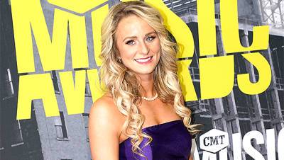 Leah Messer - Leah Messer Rocks A Crop Top Swimsuit With Cover-Up On Vacation With Friends — Pics - hollywoodlife.com - Virginia
