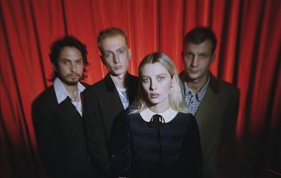 Wolf Alice score first UK Number One album with biggest opening week for a British group in 2021 - www.nme.com - Britain