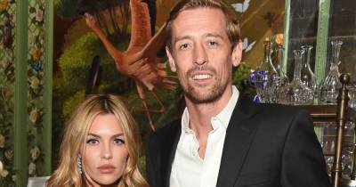 Peter Crouch begs trolls to 'be careful' as his wife Abbey ‘takes comments to heart’ - www.ok.co.uk