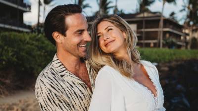 'Southern Charm' Alum Ashley Jacobs Reveals She's Pregnant and Married to Mike Appel - www.etonline.com