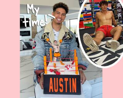 YouTuber Austin McBroom Says TikTok Star Bryce Hall Doesn't Stand A Chance In Their Celeb Boxing Match - perezhilton.com
