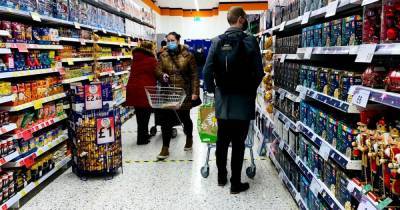 B&M shoppers say new 49p treat 'should be illegal' - www.manchestereveningnews.co.uk