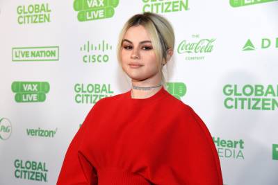 Selena Gomez Urges Social Media ‘Detoxes’ To Improve Mental Health - etcanada.com