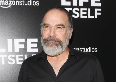 Mandy Patinkin Can’t Name A Single Actor Who Played Batman - etcanada.com