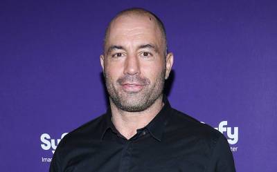 Joe Rogan's Height is a Trending Topic After Sky-Written Message About Him Goes Viral - www.justjared.com - Los Angeles