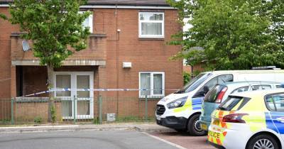 Police treating death of man in Longsight as non-suspicious - www.manchestereveningnews.co.uk