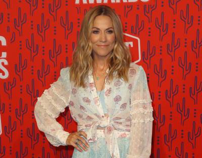 Sheryl Crow Speaks On Alleged Sexual Harassment From Michael Jackson’s Late Manager Frank DiLeo - perezhilton.com
