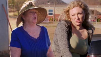 '90 Day Fiancé': Natalie Has a Meltdown as Mike's Mom Tells Him to Leave Her - www.etonline.com - Washington - Oklahoma