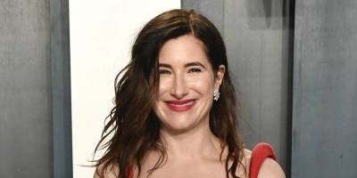 Kathryn Hahn Says She Attended 'Sitcom Bootcamp' to Prepare for Her Role in 'WandaVision' - www.justjared.com