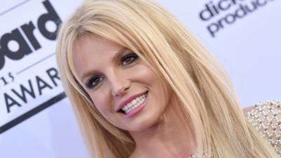 No One Knew About Britney Spears's Tiny Neck Tattoo...Until Now - www.glamour.com