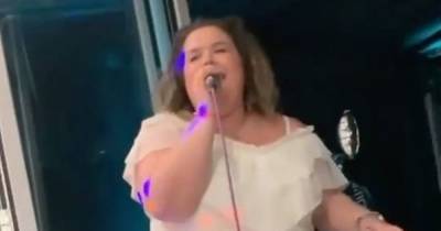 Gogglebox's Amy Tapper shows off incredible voice as she sings at family party - www.ok.co.uk