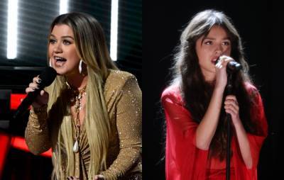 Watch Kelly Clarkson deliver a powerful cover of Olivia Rodrigo’s ‘Drivers License’ - www.nme.com