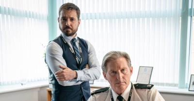Martin Compston 'hits back at troll' after it emerges Queen is Line of Duty fan - www.dailyrecord.co.uk
