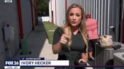 Houston TV Reporter Suspended After Accusing Fox of ‘Muzzling’ Her During Live On-Air Report - thewrap.com - Houston