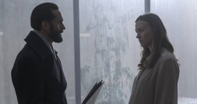 ‘Handmaid’s Tale’ Season Finale: Joe Fiennes & Showrunner Bruce Miller On That Bloody Ending, Why It Had To Happen, & What’s Next For The Hulu Series - deadline.com