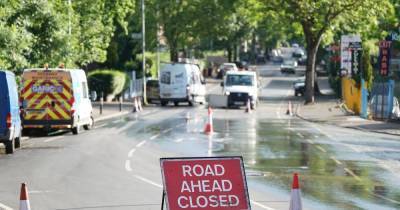 Major road in Manchester closed due to burst water main - www.manchestereveningnews.co.uk - Manchester