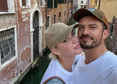 Katy Perry and Orlando Bloom pack on the PDA during romantic city break - evoke.ie - Italy - city Venice