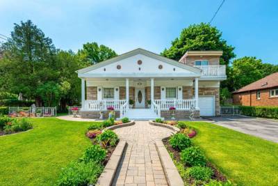 ‘My Big Fat Greek Wedding’ Toronto House Up For Sale, Asking $2 Million - etcanada.com - Greece - county Canadian