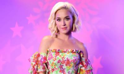 Katy Perry paid the best tribute to JLo and Ben Affleck’s famous kiss - hellomagazine.com - Italy