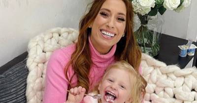 Stacey Solomon reveals her son's surname as he returns home after horror fall - www.manchestereveningnews.co.uk