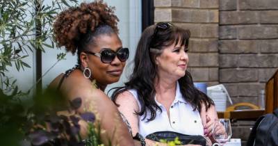 Loose Women's Brenda Edwards and Coleen Nolan catch up over glass of wine - www.ok.co.uk