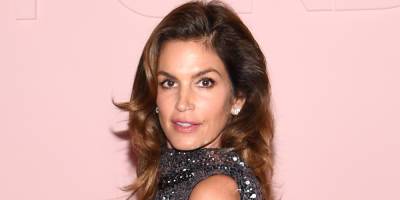Cindy Crawford Takes Two Jacuzzi Dips a Day: 'It Saves Money Because It's Therapy' - www.justjared.com