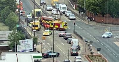 Man rushed to hospital after being rescued from crash on busy Salford road - www.manchestereveningnews.co.uk - Manchester