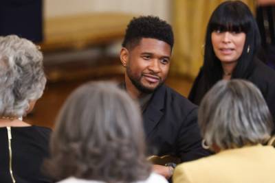 Usher Attends Biden Bill Signing Making Juneteenth Federal Holiday In United States - etcanada.com - USA