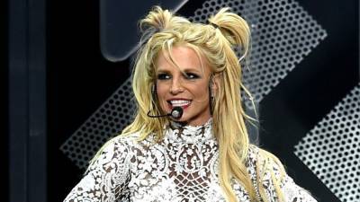 Britney Spears Answers Fans' Questions on When She'll Take the Stage Again - www.etonline.com