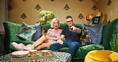 Celebrity Gogglebox shake-up with later time slot and new famous faces - www.ok.co.uk