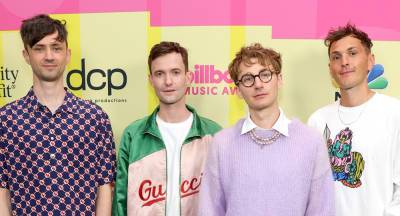 Glass Animals' Dave Bayley Talks About the Interesting Thing the Band Did During the Pandemic - Listen Now - www.justjared.com - Britain