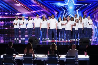 ‘America’s Got Talent’: Choir Of Nurses Earns The Season’s First Golden Buzzer - etcanada.com - New York - Choir