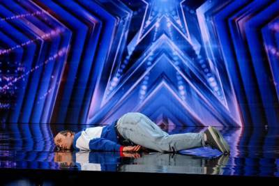 Keith Apicary Steals The Show With Unforgettable Dance Moves On ‘AGT’ Before Falling Off Stage - etcanada.com - city Philadelphia