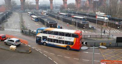 People in Stockport are fuming about 'paperless' bus timetables - the techy alternative isn't for everyone - www.manchestereveningnews.co.uk - county Oldham