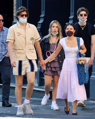 Millie Bobby Brown And Jake Bongiovi Spotted Holding Hands In NYC - etcanada.com - New York - county Hand