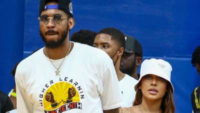 La La Carmelo Anthony Reunite To Watch Son Kiyan, 14, At Basketball Game After Divorce Filing - hollywoodlife.com - Miami