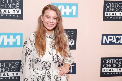 Bindi Irwin Says She’s Taking A Break From Social Media: ‘I Need Some Time To Focus On The Happiness That Is My Family’ - etcanada.com