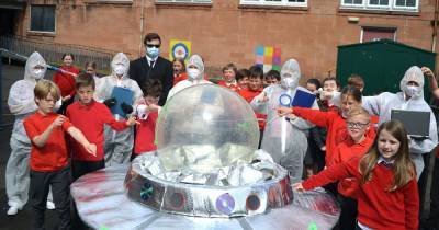 Christie Park Primary youngsters welcome surprise visitors - from outer space - www.dailyrecord.co.uk