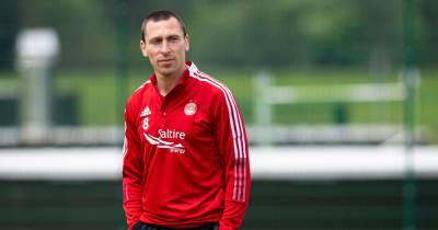 Scott Brown stuns Celtic and Aberdeen fans as he unveils training look supporters thought they'd never see - www.dailyrecord.co.uk