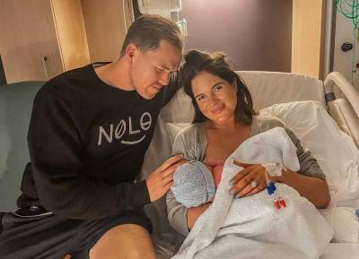Binky Felstead ’embraces’ her body with topless photo taken day after giving birth - evoke.ie