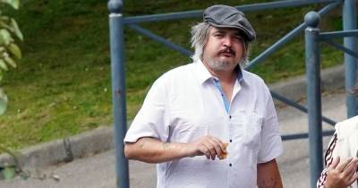 Pete Doherty take bites from a block of cheese as he walks near French home - www.ok.co.uk - France