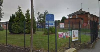 Primary school has just one class left amid Covid cases - www.manchestereveningnews.co.uk