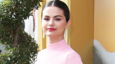 Selena Gomez Confesses Her Past Relationships Have Been ‘Cursed’: I Never ‘Really Felt Equal’ - hollywoodlife.com - Australia
